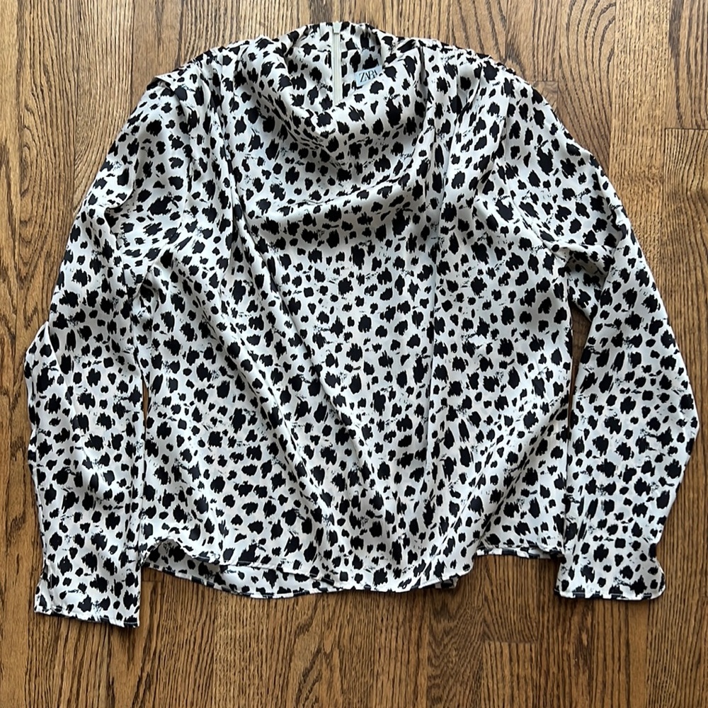 Zara black and white top